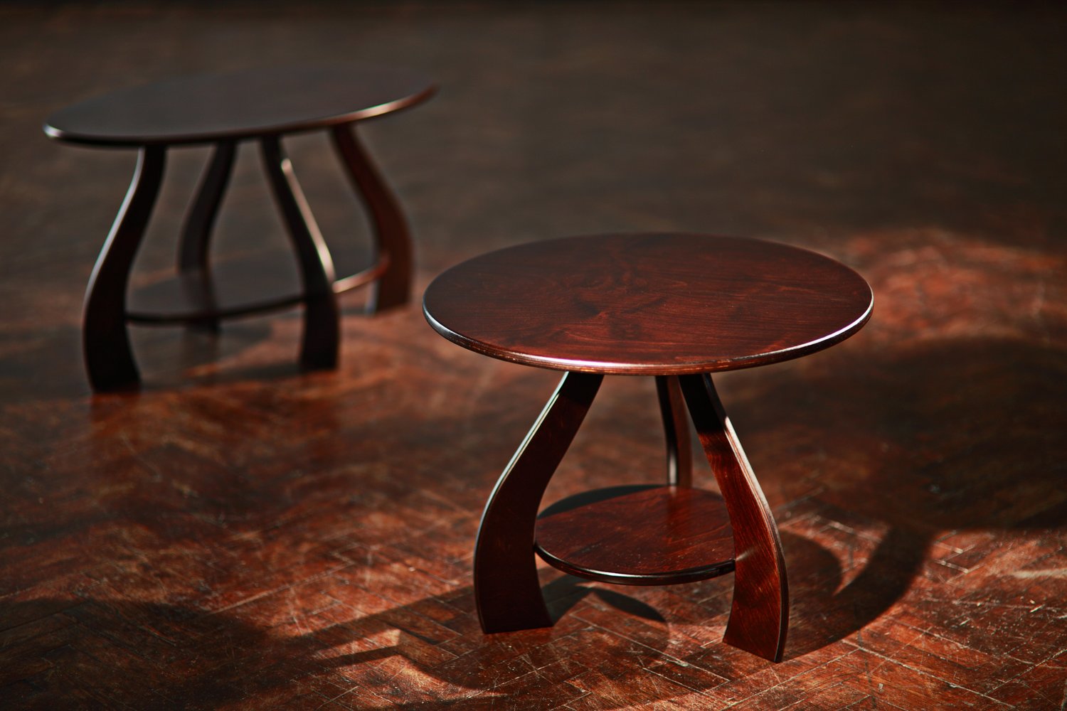 Журнальный стол серия "Лира" круг 2018г.